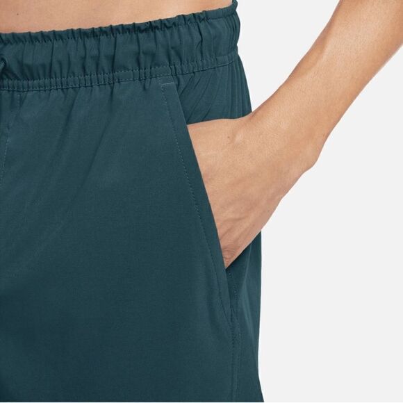 Nike Unlimited Dri-FIT 5" Unlined Versatile Shorts - Picture 3 of 11